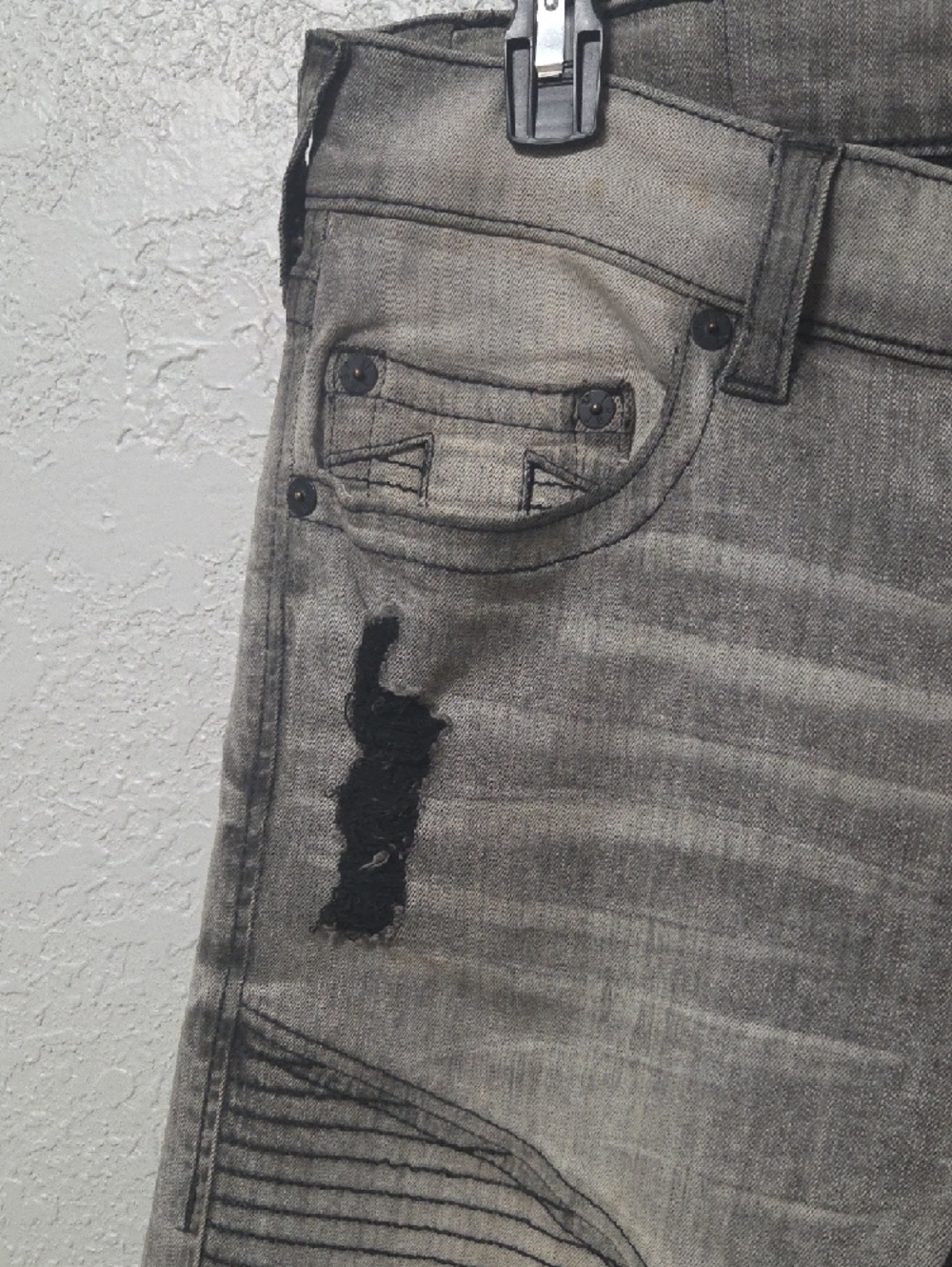 True Religion Men's Skinny Gray Biker Jeans with Distressed Accents - Picture 3 of 8